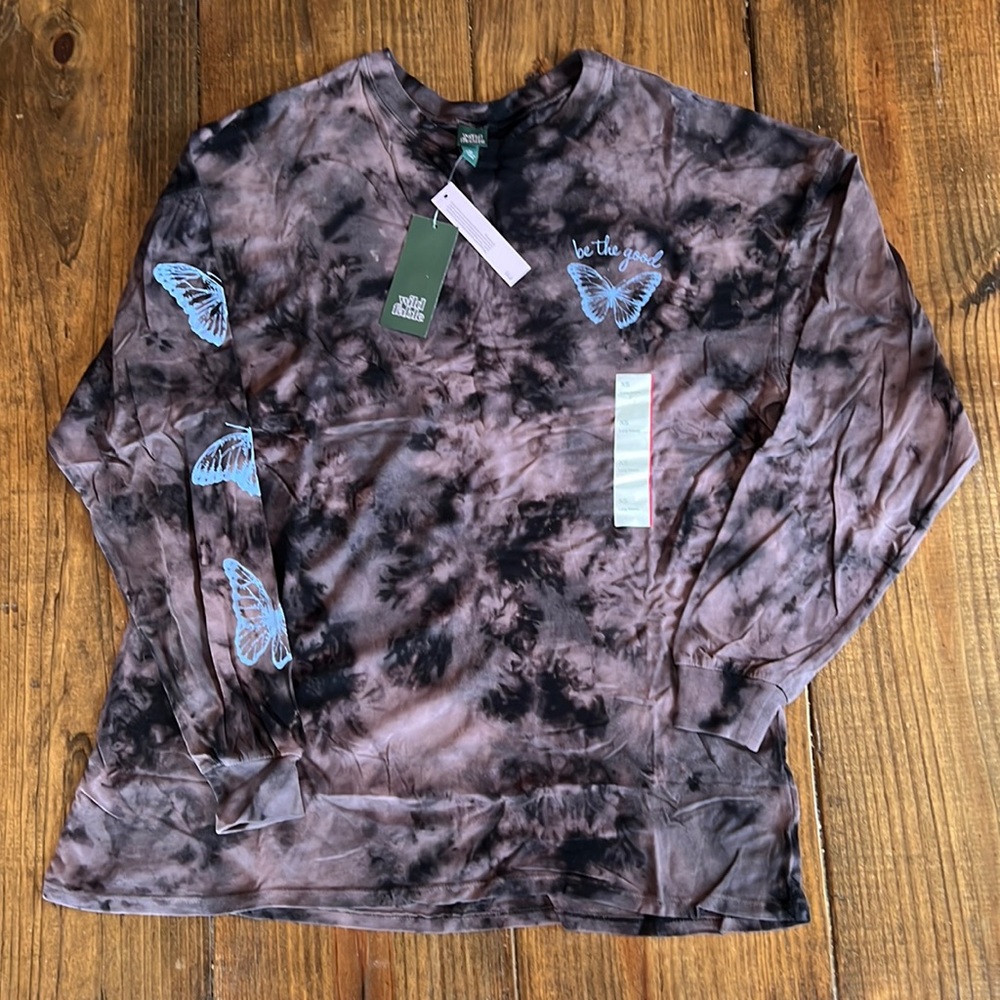 NWT 🦋 Butterfly Oversized Long Sleeve T-Shirt
